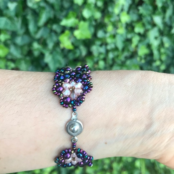 Handwoven Czech glass bracelet - Picture 3 of 4